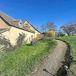 Apartamento Charming Terrace And Parking