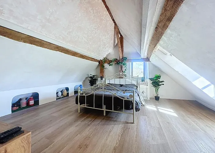 Charming Terrace And Parking