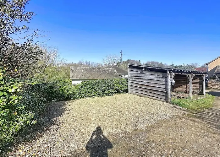 Charming Terrace And Parking Le Mans