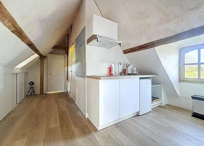 Charming Terrace And Parking *