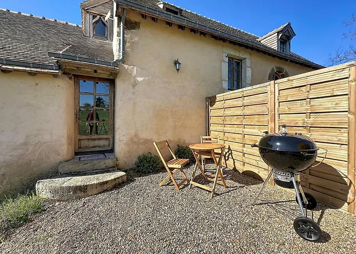 Charming Terrace And Parking